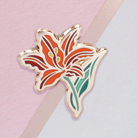 Lily Mini Pin